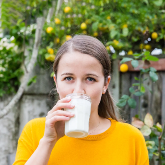 darey-brands-girl-milk-1x1